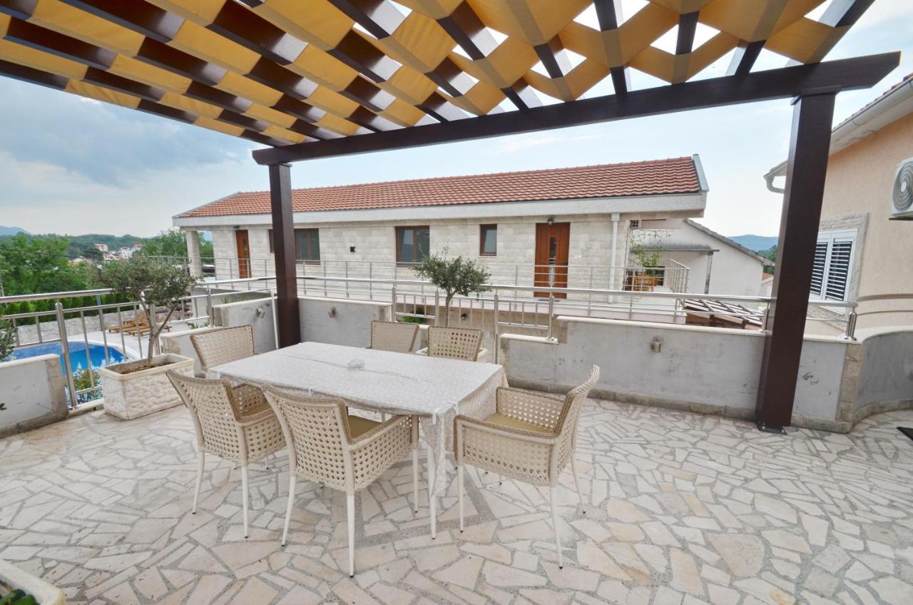 Villa Ilijana Tivat Eksteriør billede