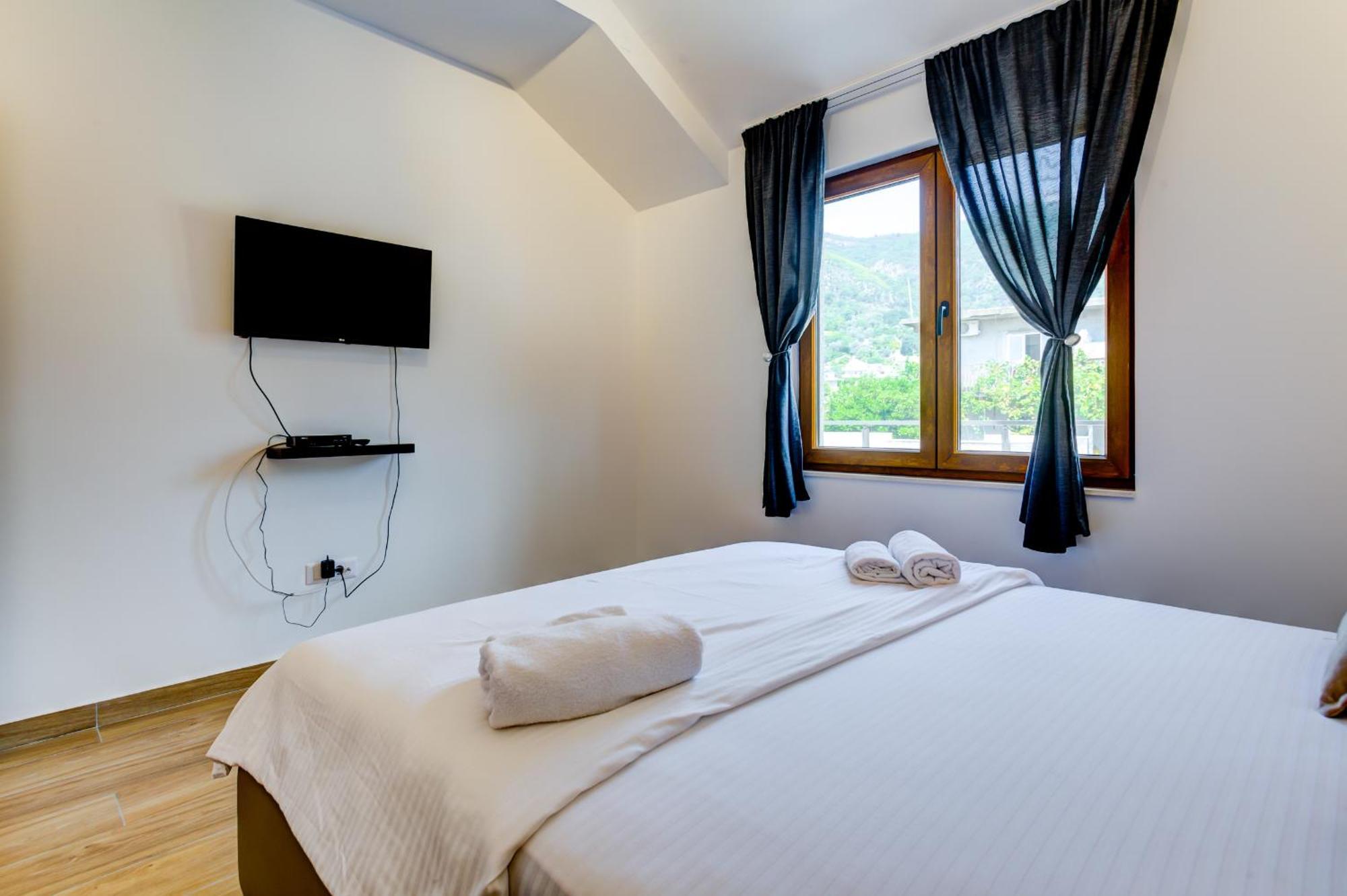 Villa Ilijana Tivat Eksteriør billede
